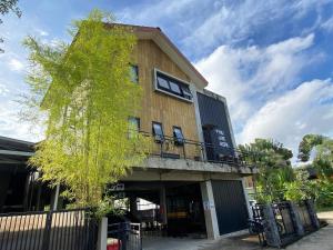 Lindswell Living MT Haryono