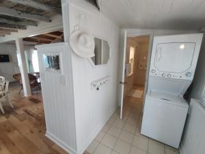 Bungalow Beach Resort