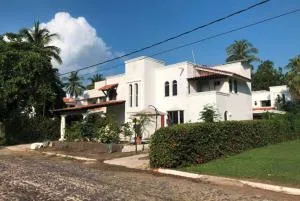 Villa del Rey, Manzanillo - Isla Navidad