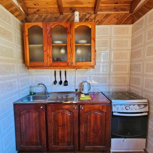 Cabañas y Tinajas Borde río