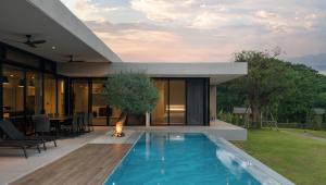 Hakuna Matata Villas Phrae