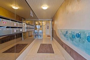 La Plage 0401 Parking