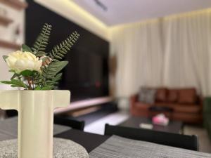 شقة غرفتين وصالة بجاكوزي