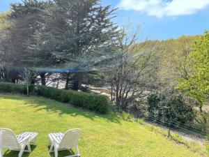 Maisons de vacances Maison accueillante a Fouesnant avec grand jardin : photos des chambres
