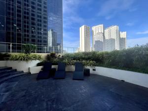 NEW! Studio with Balcony & Park View in Greenbelt