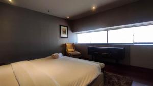 Apartment 3BR with River View in City Center at Sumatra36 Surabaya By Travelio