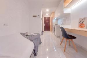 Good Place Studio Sky House Alam Sutera Apartment near IKEA By Travelio