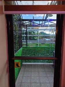 JWs Lodgings Condo With Balcony, WiFi, Netflix