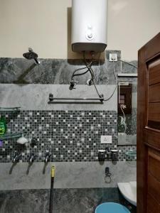 Krishna Niwas Homestay 3BHK-GF Chandigarh, Zirakpur