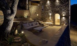 MELANOPETRA boutique apartments Nisyros Greece