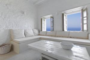 MELANOPETRA boutique apartments Nisyros Greece