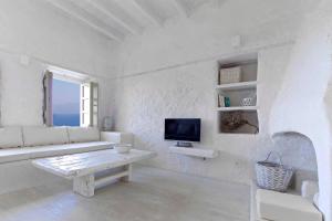 MELANOPETRA boutique apartments Nisyros Greece