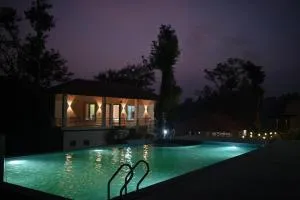 The Aranya Cottages - Suntikoppa