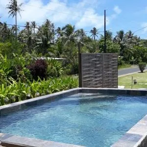 Mara'ai le spot Tubuai Chambre triple Taahueia Deluxe SDB privée avec piscine - Huahine