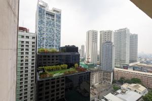Charming Studio in Greenbelt Makati - Near Malls!