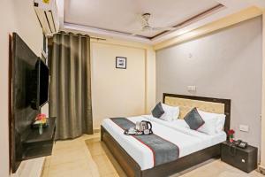 Townhouse Zodiac Near Botanic Garden of Indian Republic