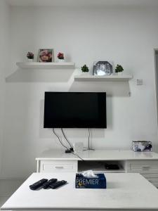 AYAAN BLOSSOM BUDGET HOMESTAY FREE WiFi and Netflix