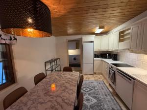 Traditional Nordic House with Sauna & Private Grillhut