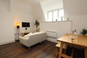 Relax in Pontcanna 1BR with Parking