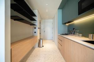 ALH Vacay Studio with Balcony and Burj View - Upside Living