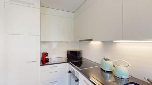 Amazing studio the city center, very sunny - Sun 4