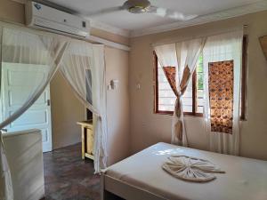 Paje By Night Bungalows