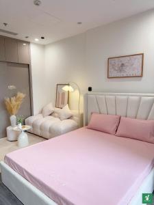 Lovely studio with balcony,5 mins to beach, Hanoi