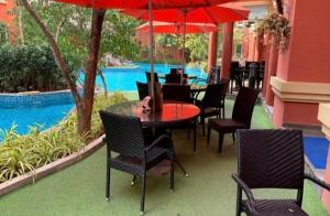 Seven Seas by KarlKarlsn