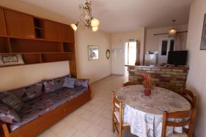 Corfu Glyfada Menigos Beach Apartments Corfu Greece