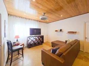 Margaritaville Charm Suburban Retreat in Panama - Chilibre