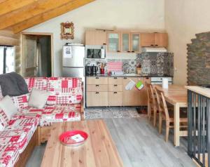 Maisons de vacances Maison chaleureuse a Courchevel avec vue sur montagnes : photos des chambres