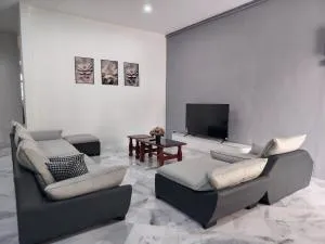 Pearl Villa Homestay Unit 7 - 波德申