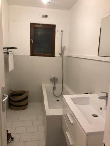 Villas Charmante maison individuelle : photos des chambres