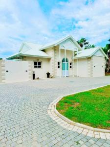 Caribbean Estates Villa Varie - Luxury accommodation