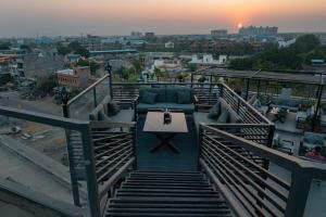 D Horizon Hotel & Restaurant