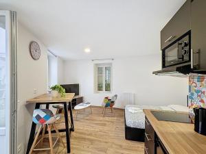 Appartements Studio Royat proche des commerces Nationale 2 : photos des chambres