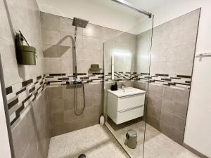 Le Riquet - Parking et jardin privé, clim, RDC