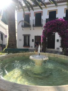 Beachside Apt Remote Work, Year-Round Pool