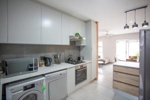 Apartment 71 - 1 On York