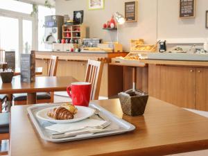Hotels ibis Bourg Jasseron/Teyssonge : photos des chambres