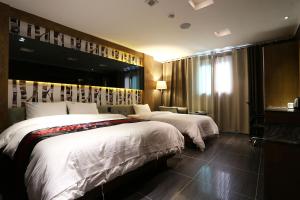 Zenith Tourist Hotel