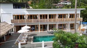 8 Bedroom Monkey Villa Room 201