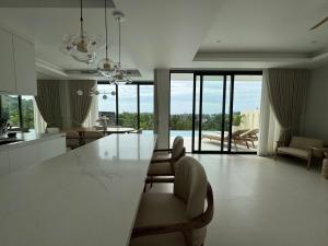 MANDARIN villa, Naithon beach, Phuket