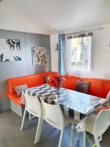 Bungalow charmant à Saint-Jean-de-Monts avec piscine partagée