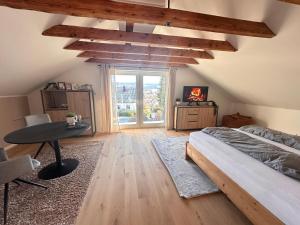 Alb Appartement - gemütliche Wohnung mit Balkon