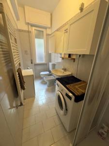 2-bedroom sunny sea view with balcony, La Casa Di Christine