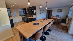 Certa Cito Exceptionally Large 4 Bedroom Bungalow and Garden Near The Beach - Dersingham