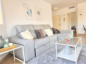 1 bed penthouse apt in Calahonda