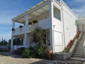 Vill’Aura - В'єсте