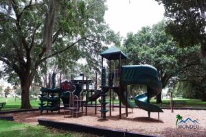 Four Bedrooms Townhome 5126